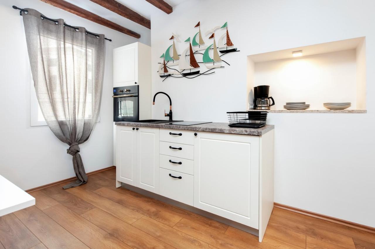 The Yellow House Apartments Rovinj Zewnętrze zdjęcie