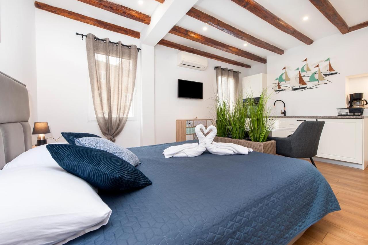 The Yellow House Apartments Rovinj Zewnętrze zdjęcie